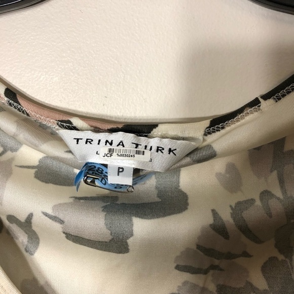 Trina Turk 100% Silk Print Top Sz P - Picture 4 of 8